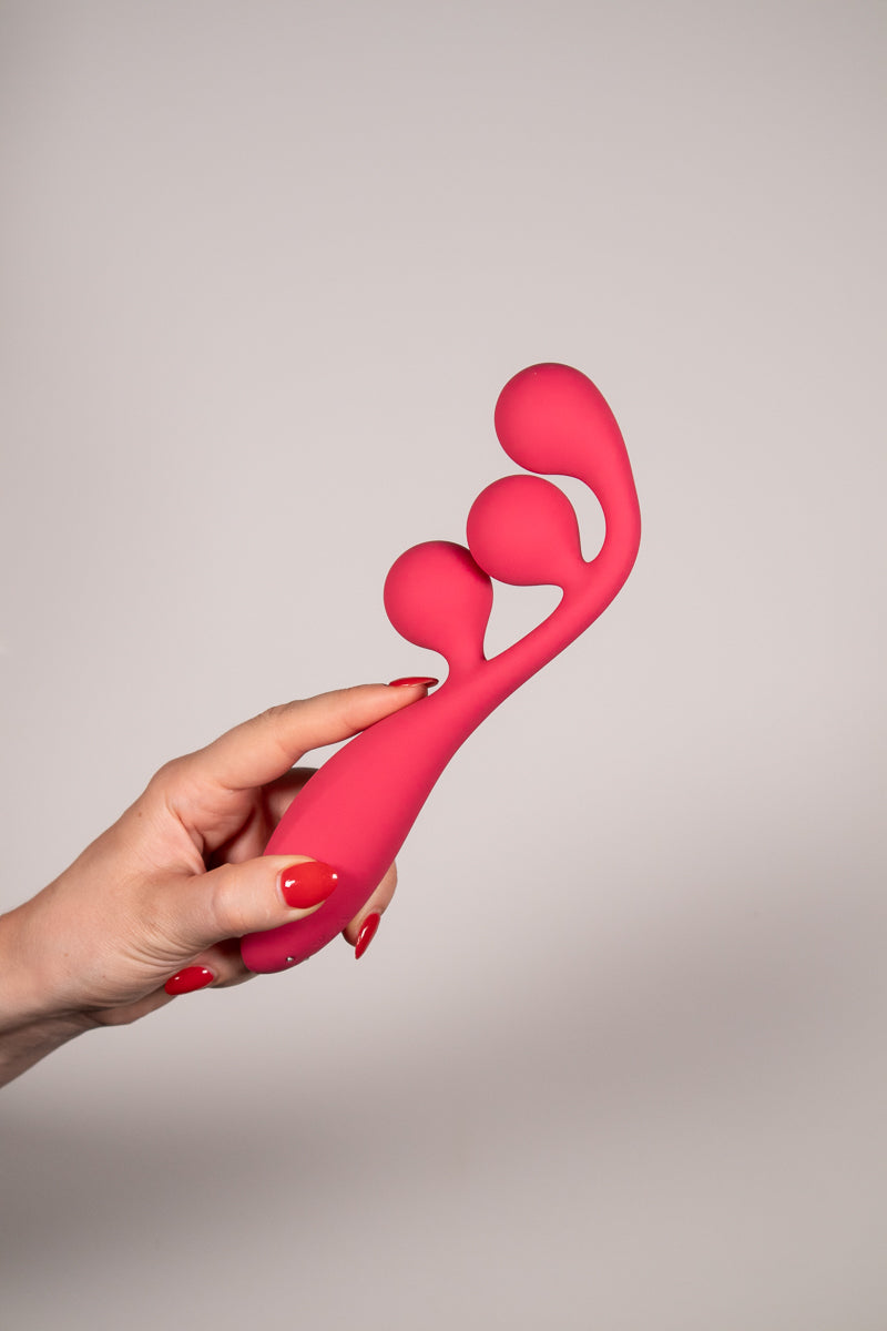 satisfyer tri ball bunched together