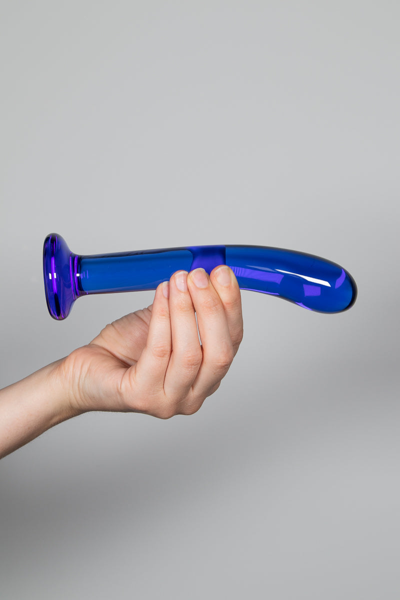 Icicles Curved Blue Suction Dildo